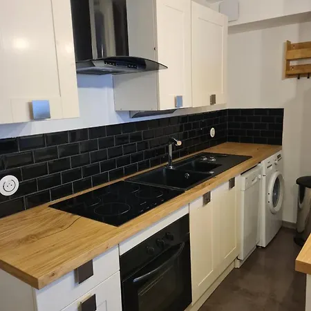Type 3 Face Apartment *